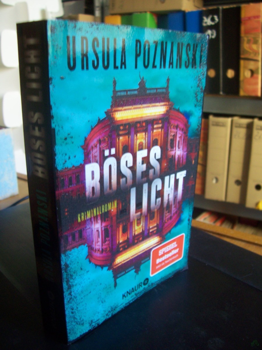 Artikelbild 1 des Artikels “Böses Licht : Kriminalroman | Band 2 der spannenden SPIEGEL-Bestseller-Reihe von Ursula Poznanski / Ursula Poznanski “