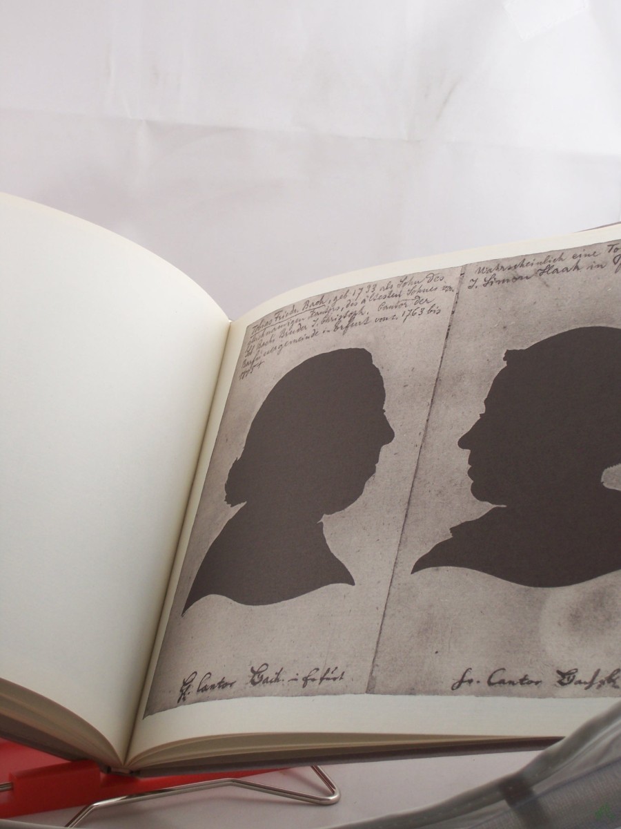 Product image 1 of the product “Bildnisse aus der Bach-Familie : Silhouetten / hrsg. vom Bachhaus Eisenach. Isolde Lehmann ”