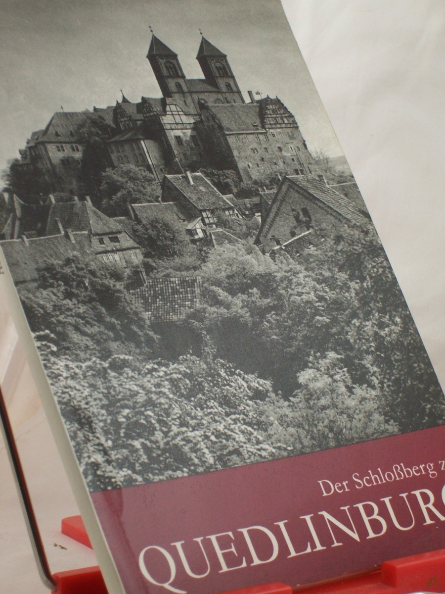 Product image 1 of the product “Der Schlossberg zu Quedlinburg / einf. Text von Josef Adamiak. Bilder von Klaus G. Beyer ”