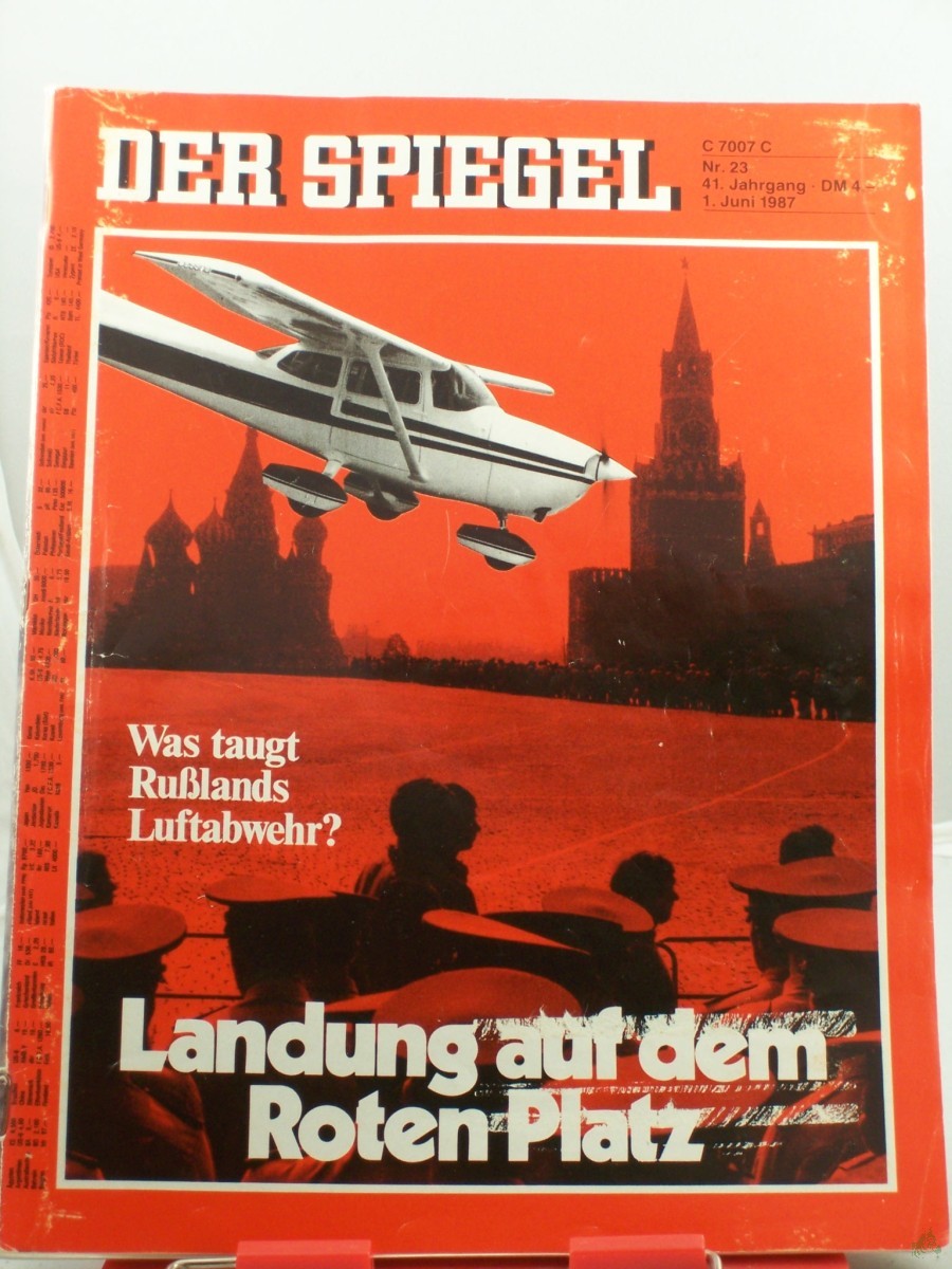 Product image 1 of the product “23/1987, 1. Juni, Landung auf dem roten Platz ”