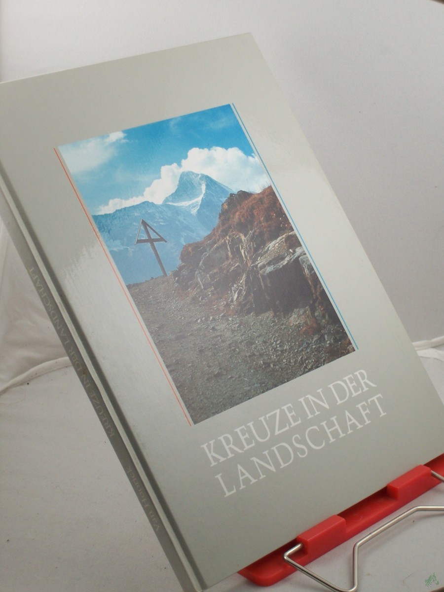 Artikelbild 1 des Artikels “Kreuze in der Landschaft / Fotogr.: Edmond Van Hoorick “