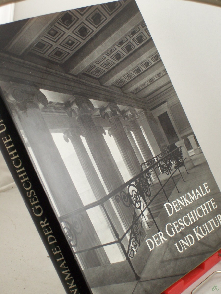 Artikelbild 1 des Artikels “Denkmale der Geschichte und Kultur : ihre Erhaltung u. Pflege in d. Dt. Demokrat. Republik / hrsg. vom Inst. für Denkmalpflege. Mitarb.: Texte Ludwig Deiters... Zeichn. Peter Goralczyk... Fotos Joachim Fritz... “