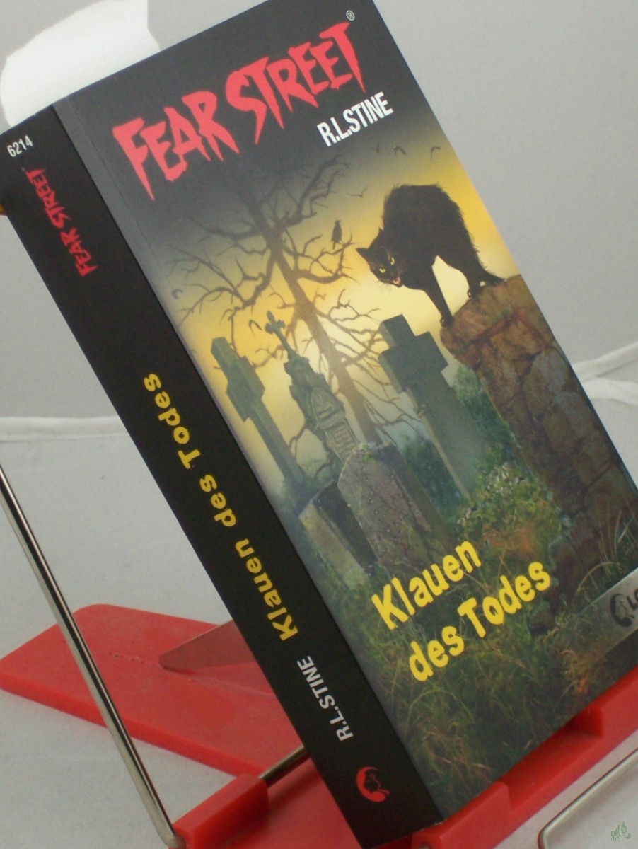 Artikelbild 1 des Artikels “Fear Street, Klauen des Todes / [aus dem Amerikan. übers. von Johanna Ellsworth und Sabine Tandetzke] “