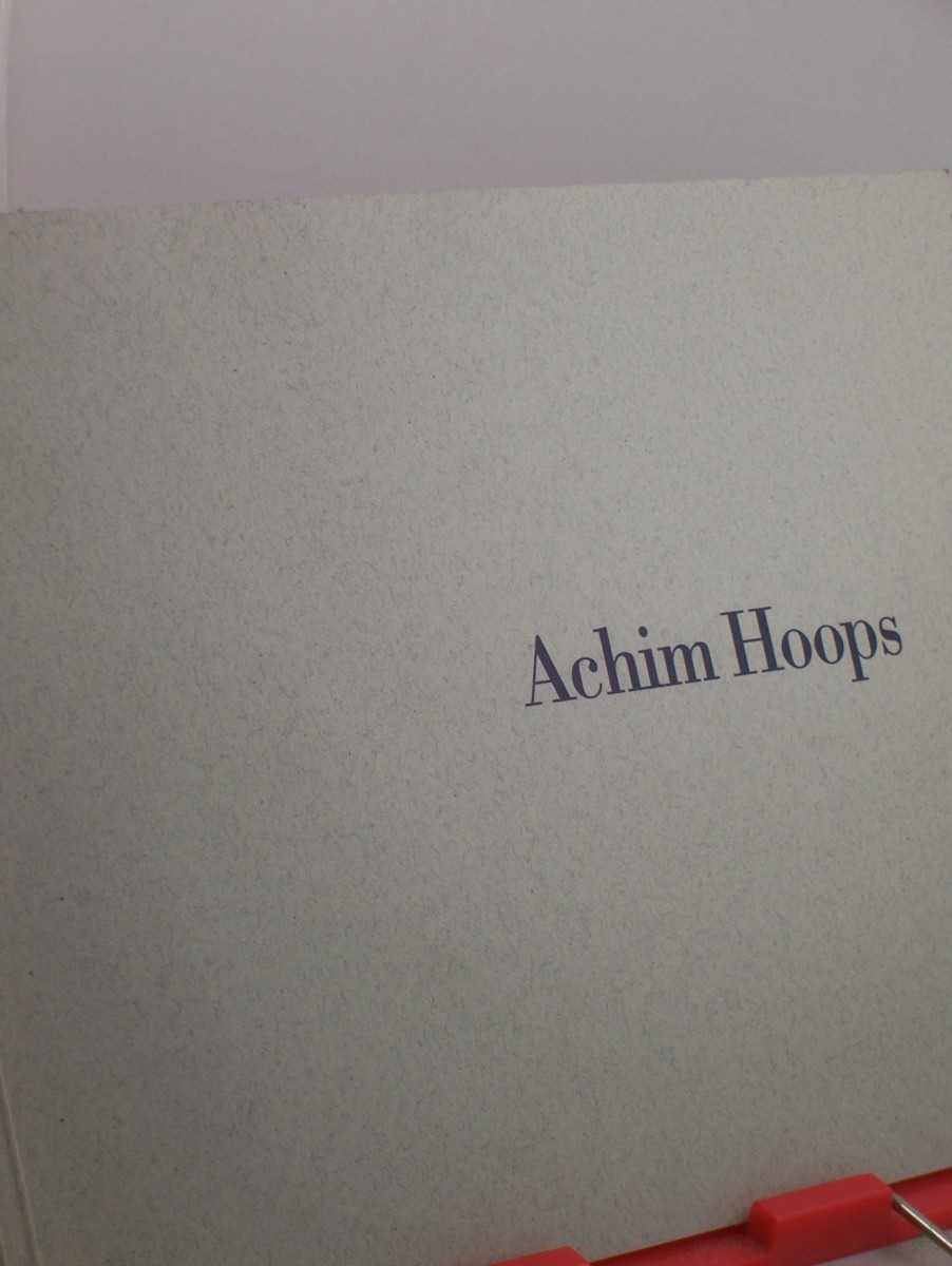 Product image 1 of the product “Achim Hoops : Richard-Haizmann-Museum Niebüll 1990 ; dieses Buch erscheint anlässlich der Ausstellung von Achim Hoops im Richard-Haizmann-Museum Niebüll in Zusammenarbeit mit der Dörrie-Priess-Galerie ”