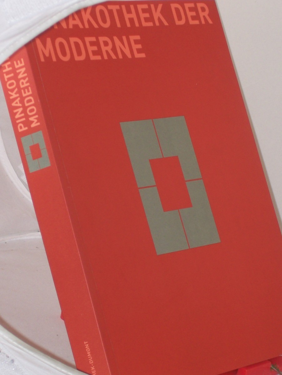 Product image 1 of the product “Pinakothek der Moderne, Das Handbuch [Deutsche Ausg.]. / hrsg. von Reinhold Baumstark... ”