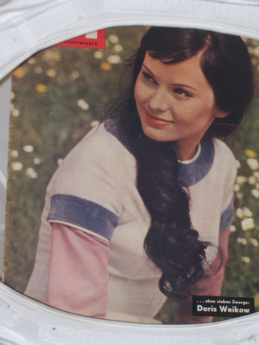 Product image 1 of the product “24/1961 Doris Weikow ”