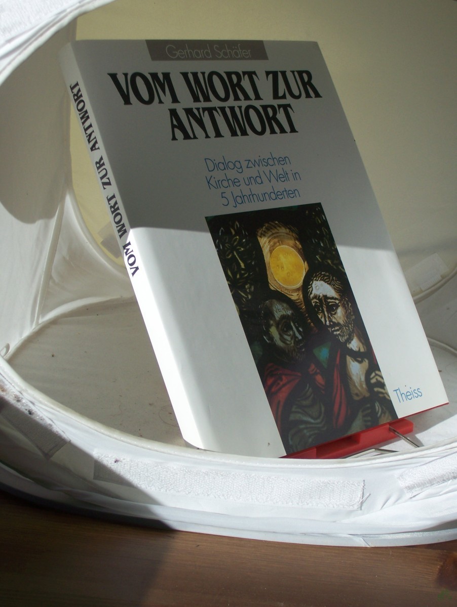 Product image 1 of the product “Vom Wort zur Antwort : Dialog zwischen Kirche und Welt in 5 Jahrhunderten / Gerhard Schäfer. Mit einem Geleitw. von Theo Sorg ”