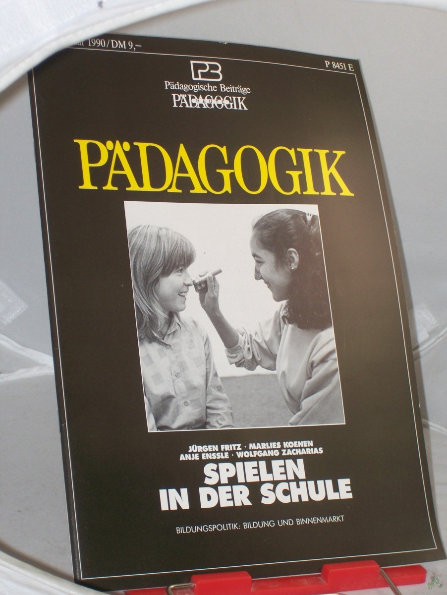 Product image 1 of the product “1/1990, Spielen in der Schule ”