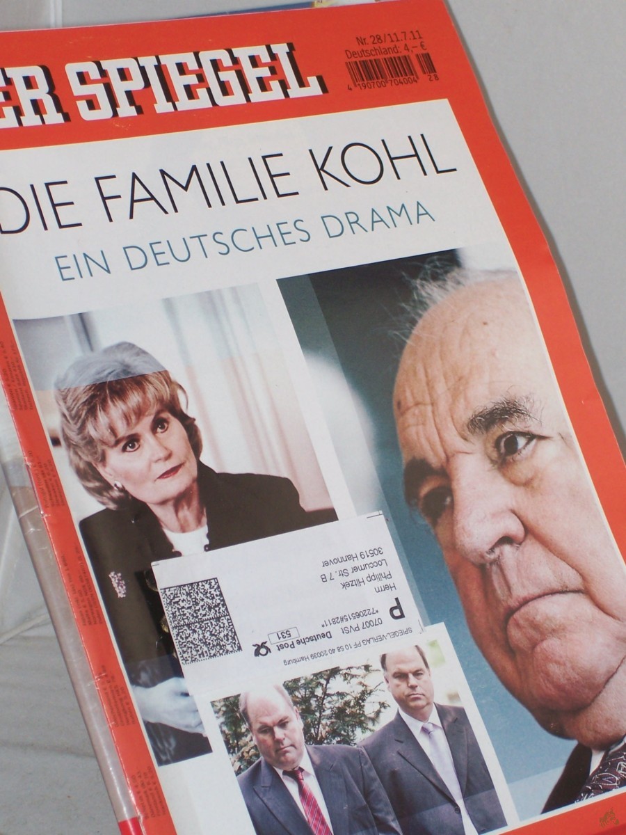 Product image 1 of the product “28/2011, Die Familie Kohl, ein deutsches Drama ”