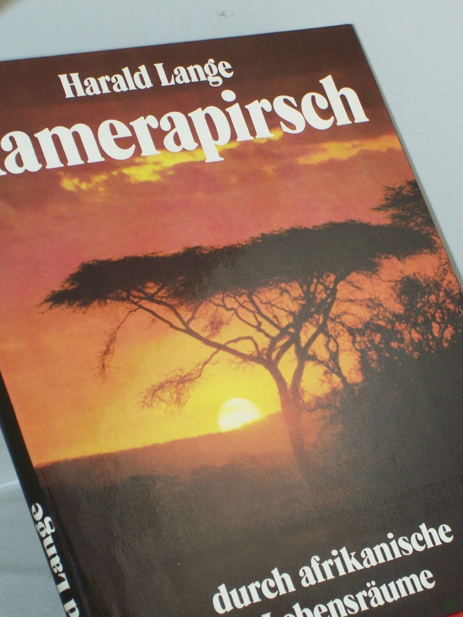 Artikelbild 1 des Artikels “Kamerapirsch durch afrikanische Lebensräume / Harald Lange “