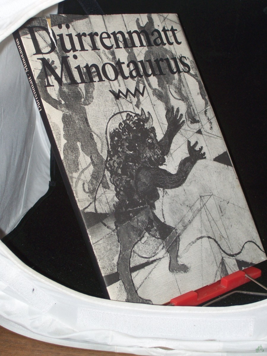 Product image 1 of the product “Minotaurus : e. Ballade / Friedrich Dürrenmatt. Mit Zeichn. d. Autors ”