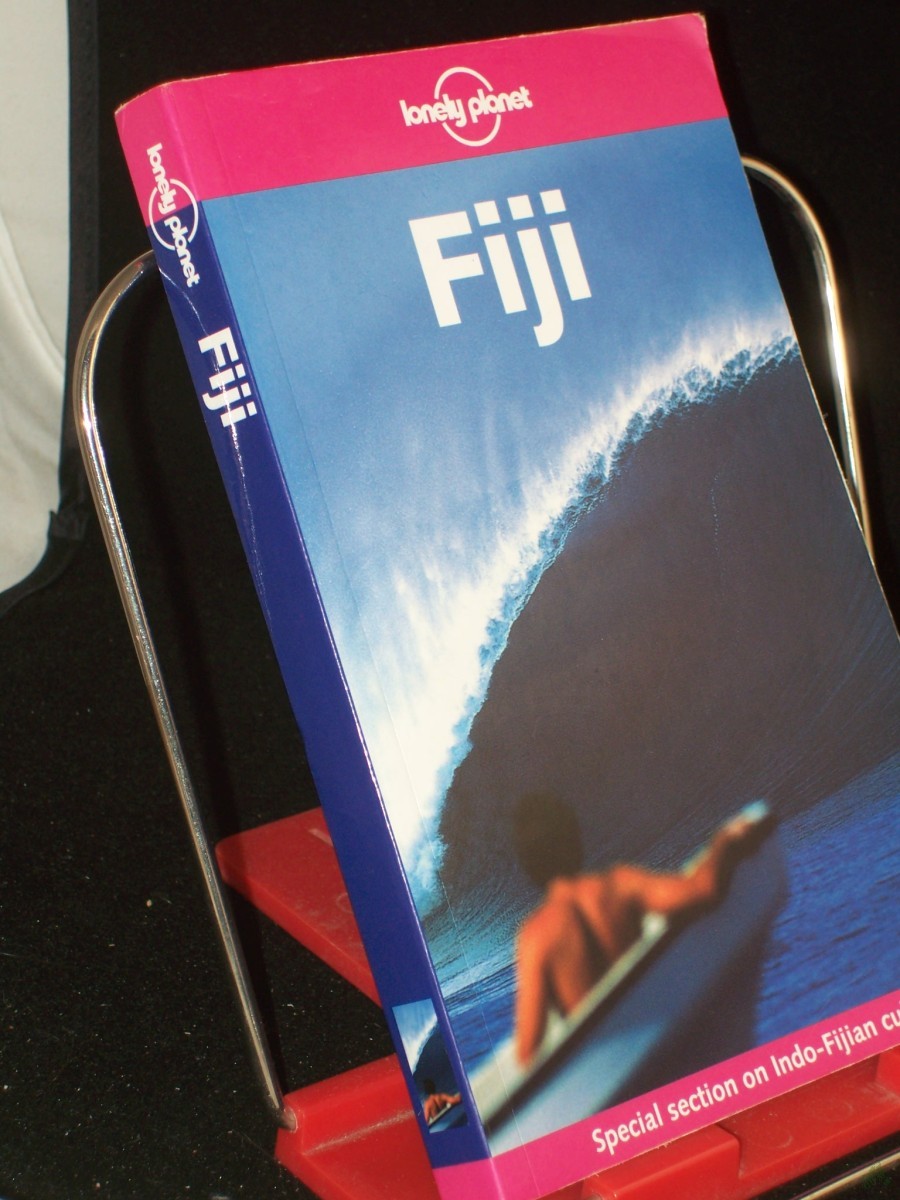 Product image 1 of the product “Fiji (Lonely Planet Fiji) ”