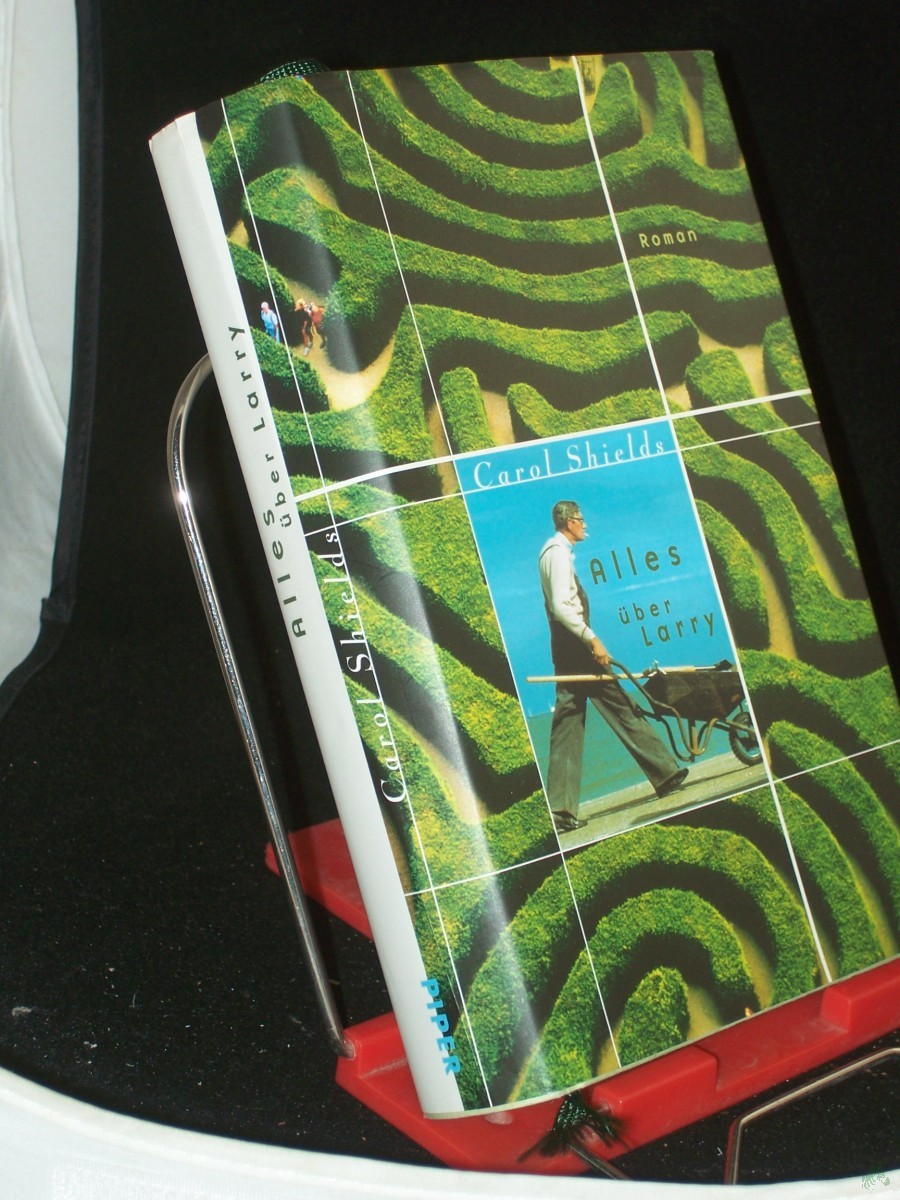 Product image 1 of the product “Alles über Larry : Roman / Carol Shields. Aus dem Amerikan. von Margarete Längsfeld ”