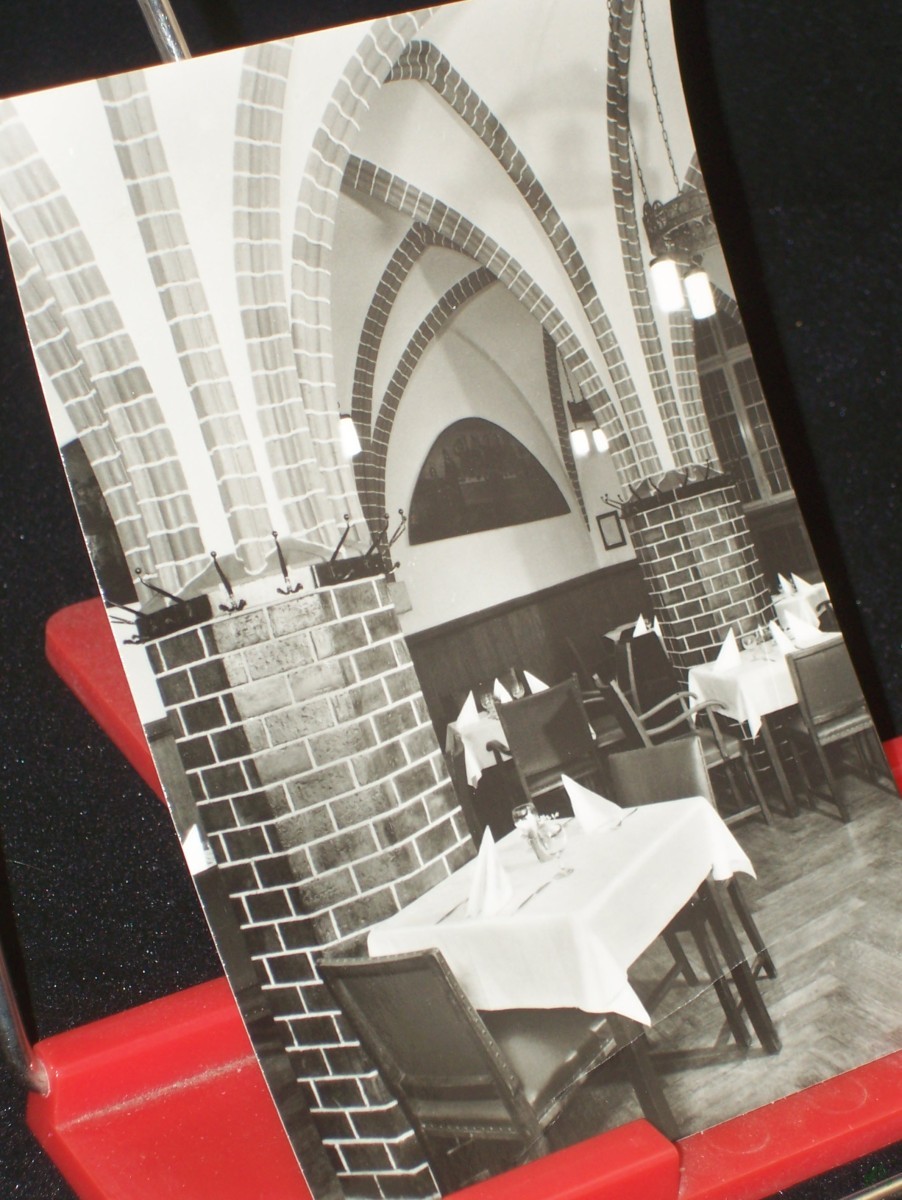 Product image 1 of the product “Messestadt Leipzig, Auerbachs Keller, 1968 ”