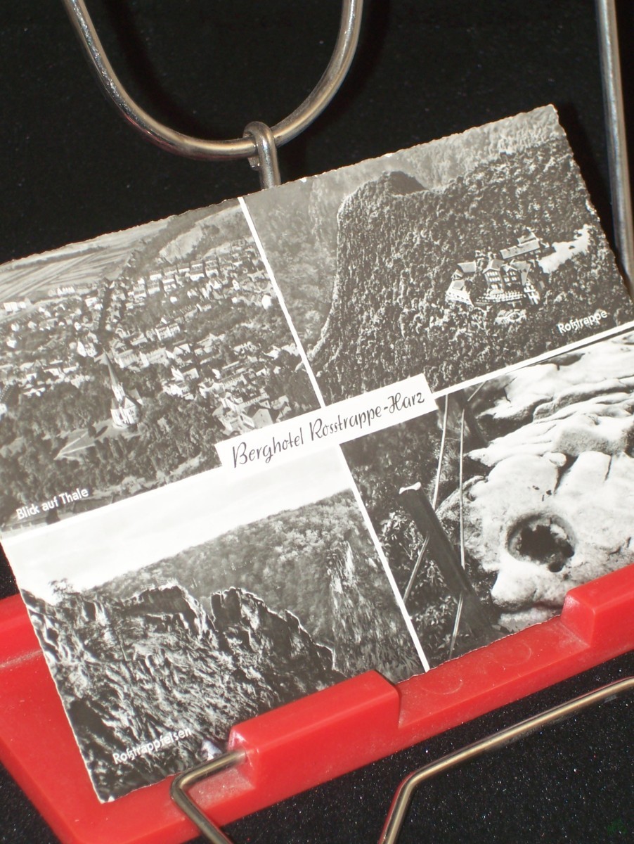Product image 1 of the product “Berghotel Rosstrappe Karz, Blick auf Thale, Roßtrappe, Roßtrappfelsen, Hufeindruck ”