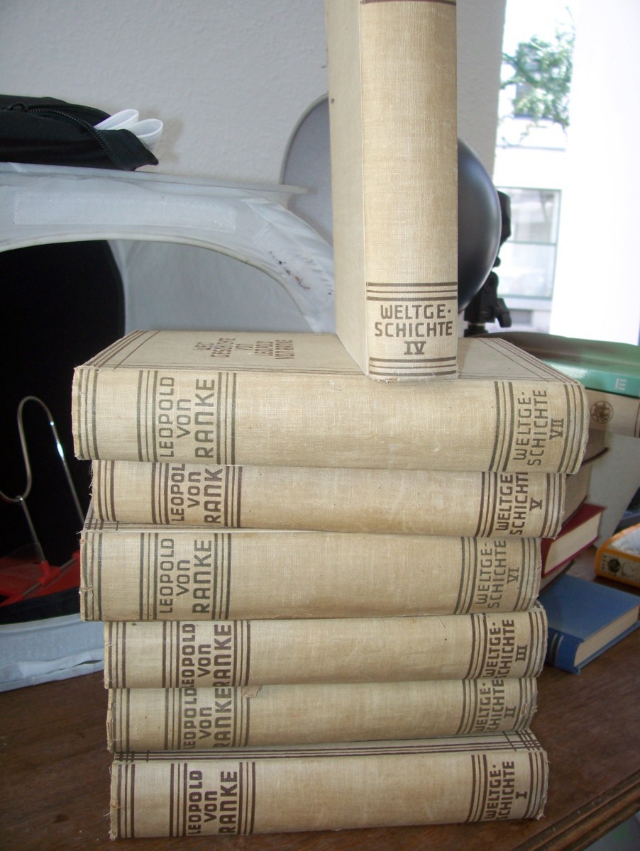Product image 1 of the product “14 Bände in 7 Büchern Weltgeschichte, Herausgegeben und mit einer Einleitung versehen von Horst Michael. ”