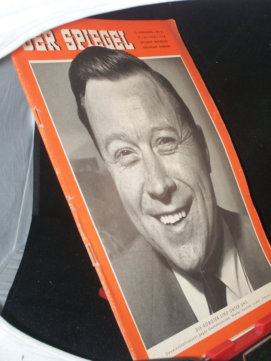 Artikelbild 1 des Artikels “31/1955, DIE ROBOTER SIND UNTER UNS; GEWERKSCHAFTSMACHT GEGEN DENKMASCHINEN WALTER REUTHER “