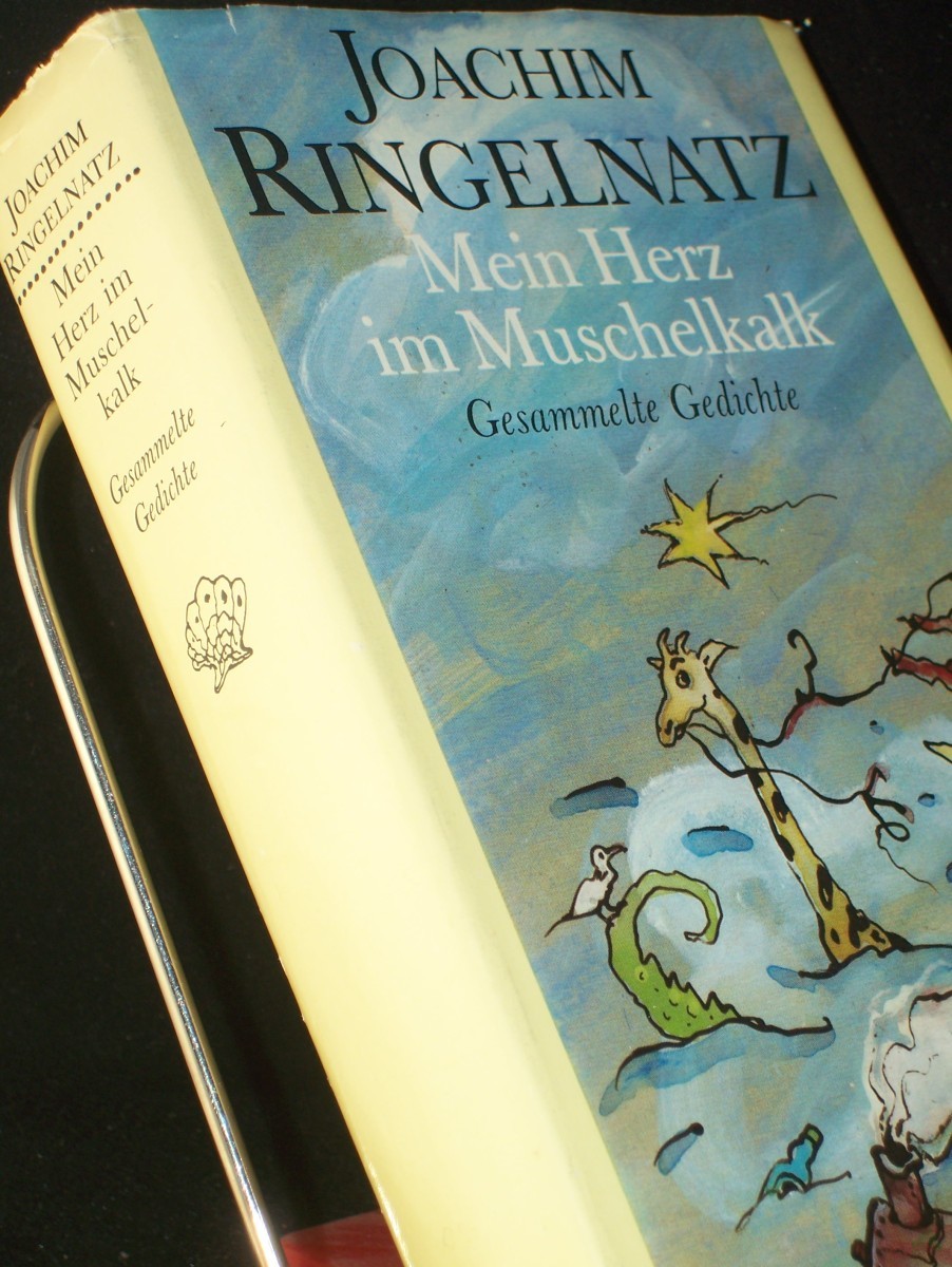 Artikelbild 1 des Artikels “Mein Herz im Muschelkalk : gesammelte Gedichte / Joachim Ringelnatz. Hrsg. von Joachim Schreck. [Ill. u. Vignetten: Albrecht v. Bodecker] “