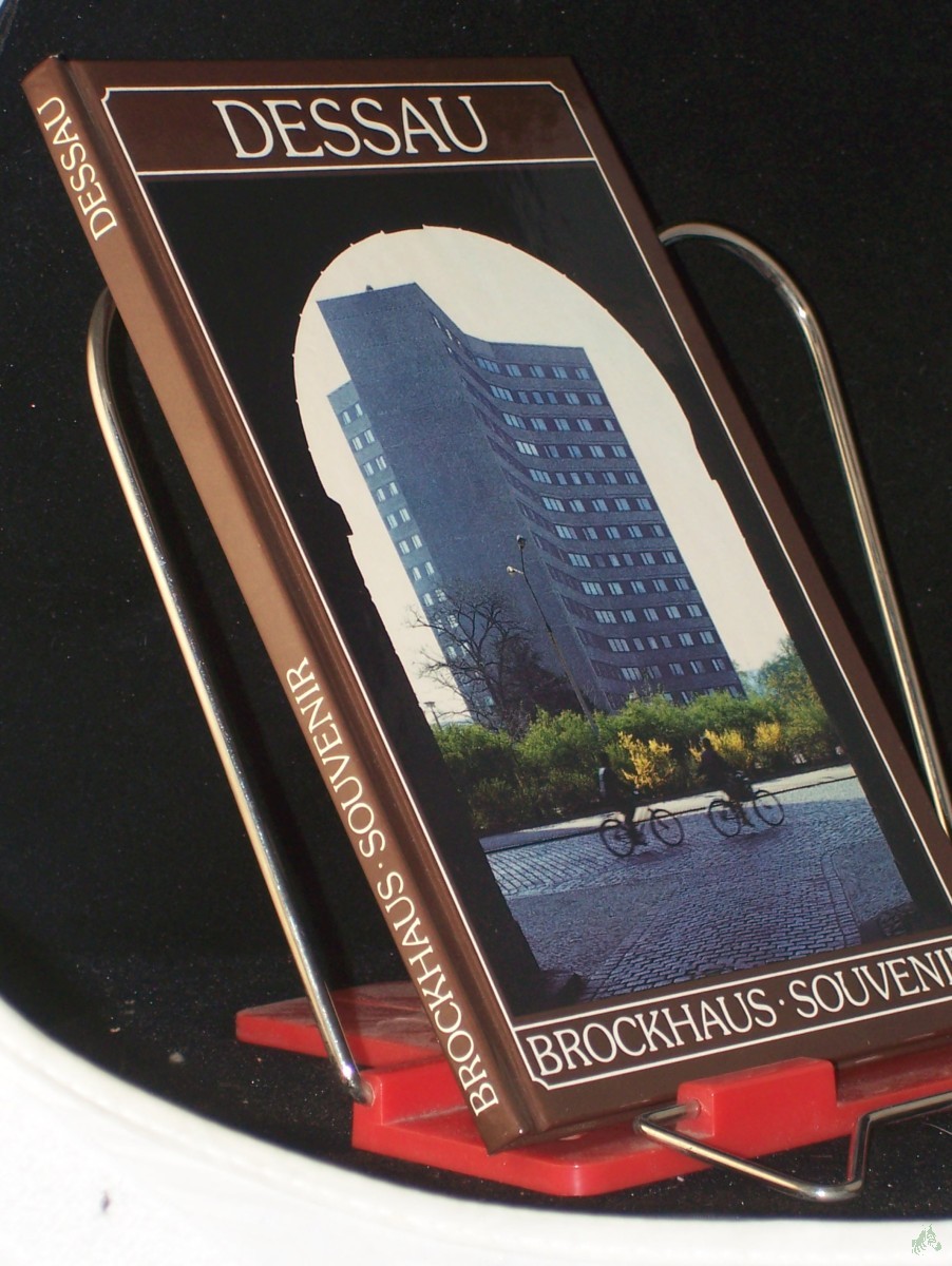 Artikelbild 1 des Artikels “Dessau / es fotogr. Peter Kühn. Den Text schrieb Siegfried Dohnert “