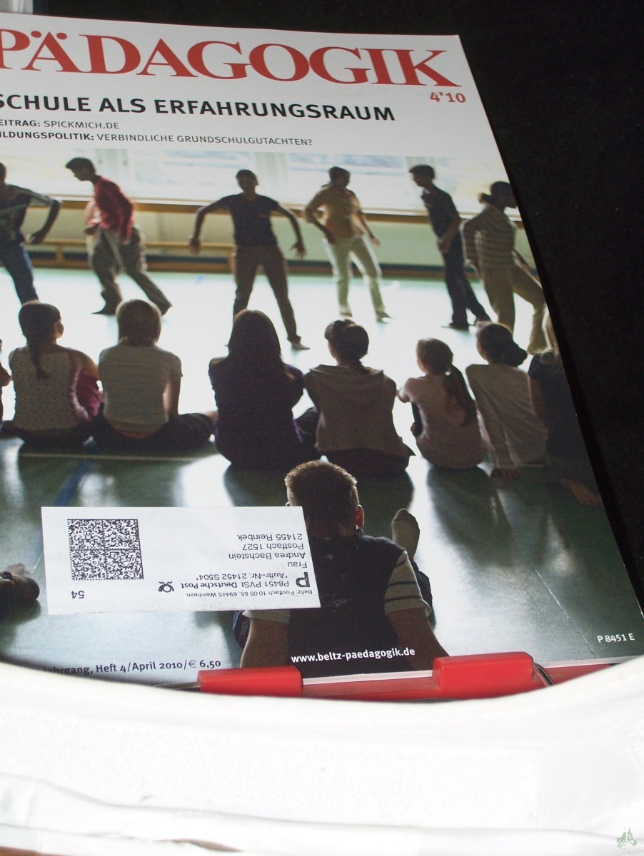 Product image 1 of the product “4/2010, Schule als Erfahrungsraum ”