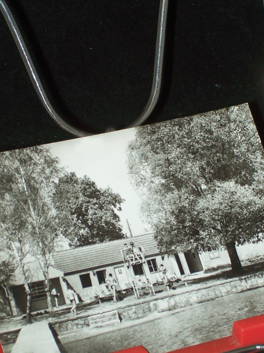 Product image 1 of the product “Gneisenhauptstadt SCHILDAU, Freibad am Neumühlenteich, Foto: Lange ”