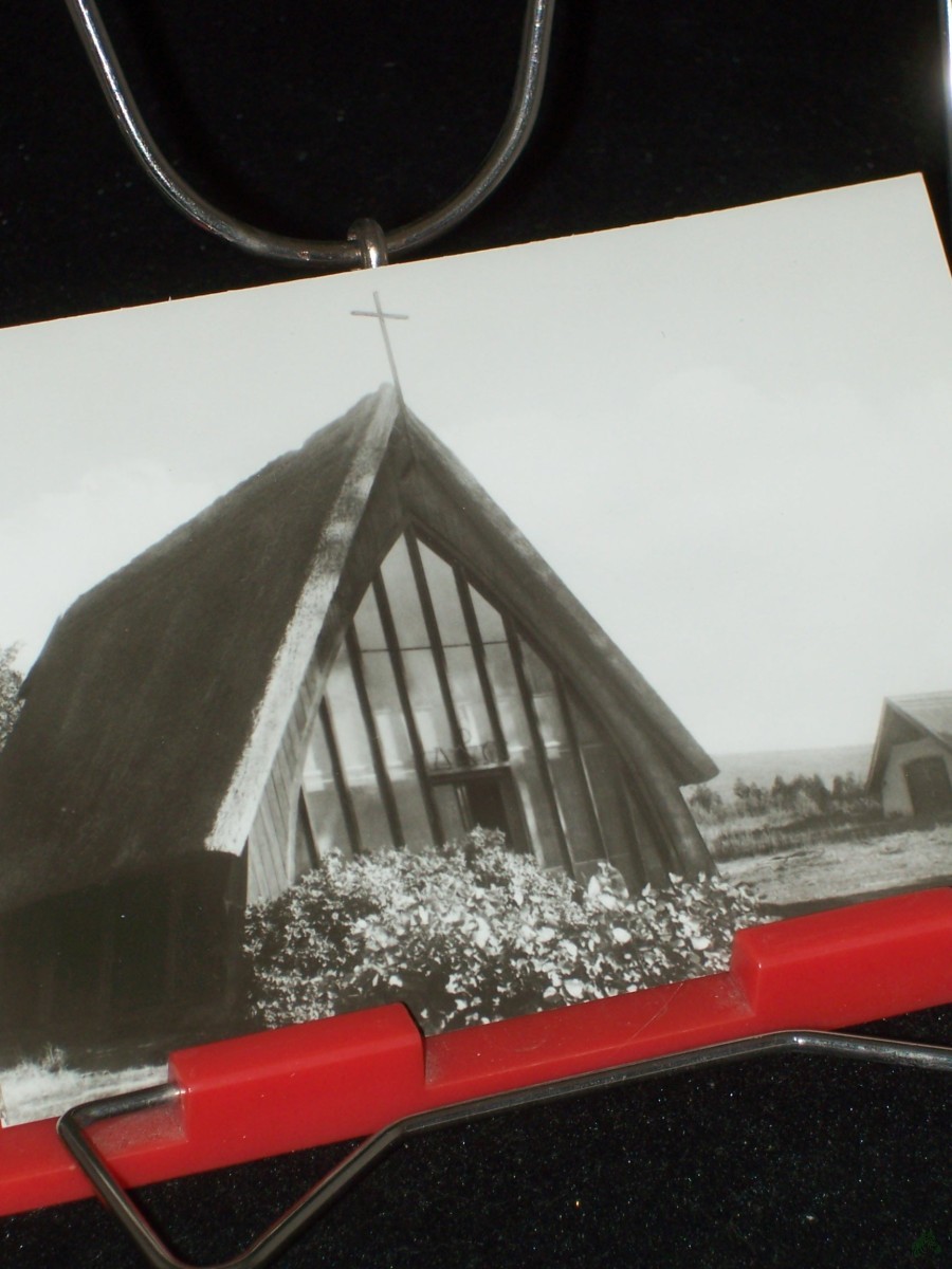 Artikelbild 1 des Artikels “Die Kirche in AHRENSHOOP, Foto: Fritz Wegscheider “