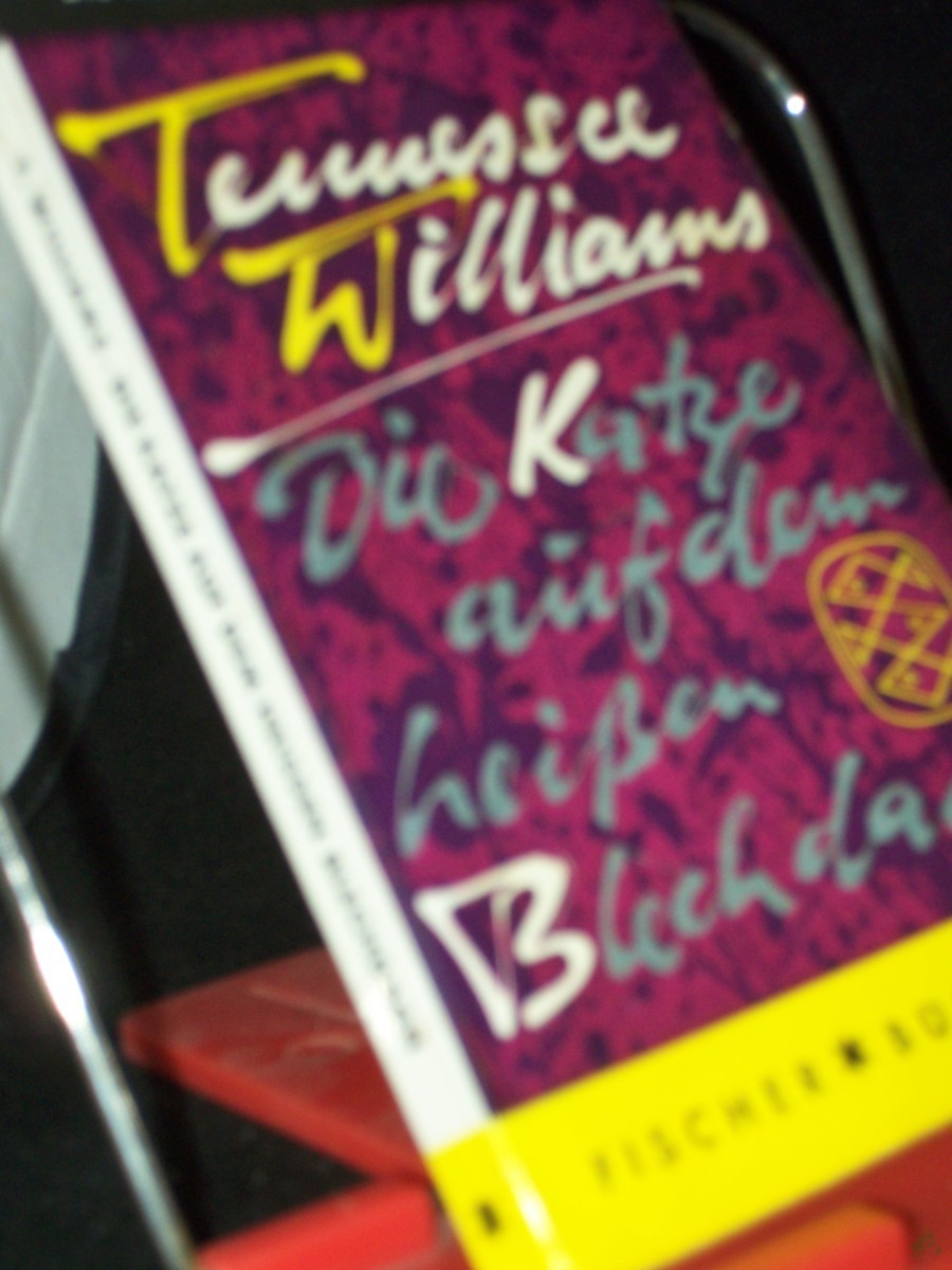 Artikelbild 1 des Artikels “Die Katze auf dem heißen Blechdach Die tätowierte Rose 2 Theaterstücke / Tennesse Williams. [Aus d. Amerik. übertr. v. Hans Sahl ; Berthold Viertel] “
