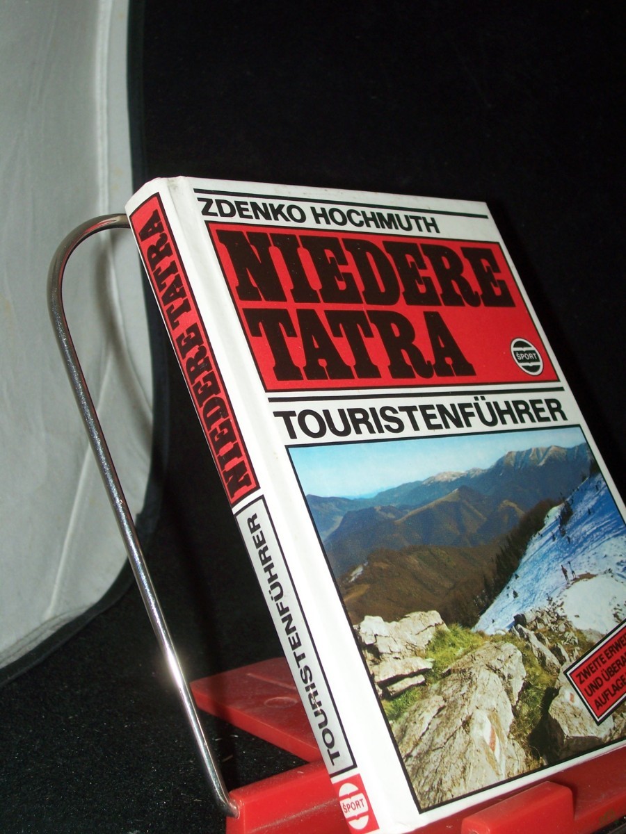 Artikelbild 1 des Artikels “Niedere Tatra : Touristenführer / Zdenko Hochmuth. [Aus d. Slowak. von Franti?ek Chorvát] “