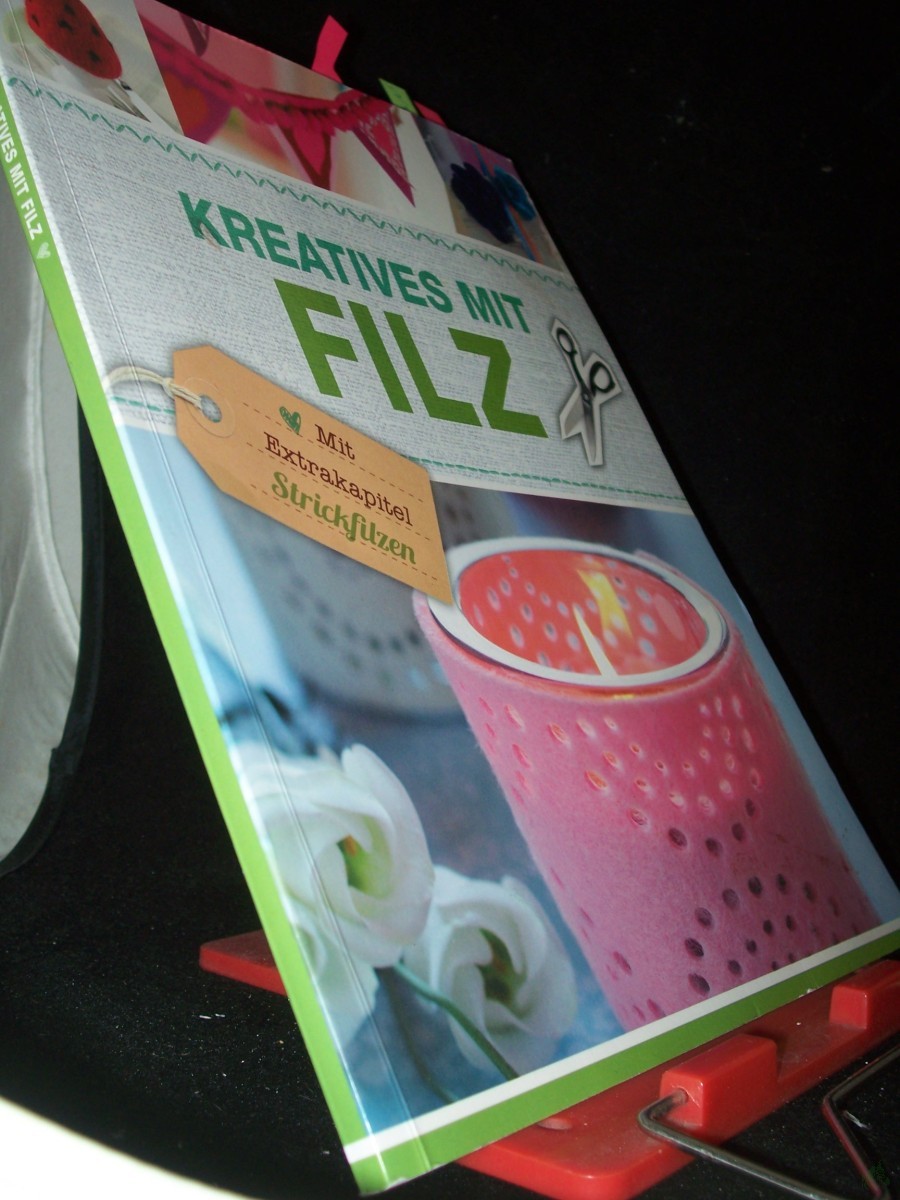 Product image 1 of the product “Kreatives aus Filz mit Extrakapitel Strickfilzen ”