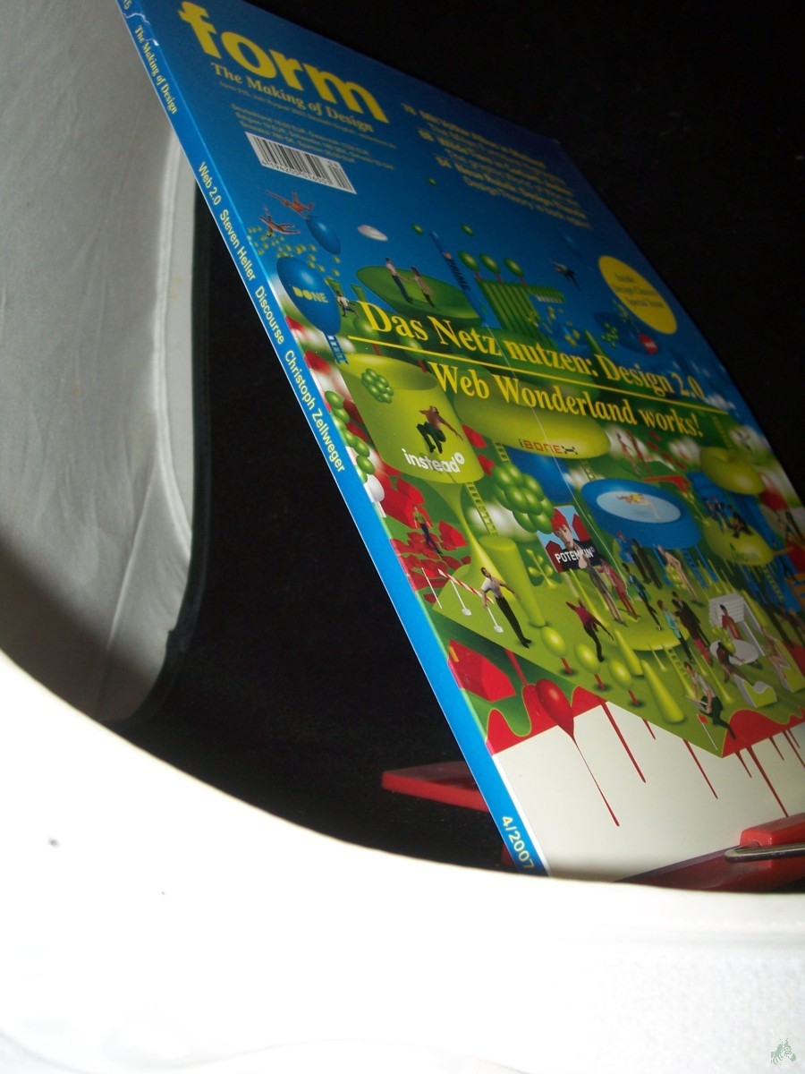 Product image 1 of the product “215 Juli 2007, Das netz nutzen design 2.0 ”