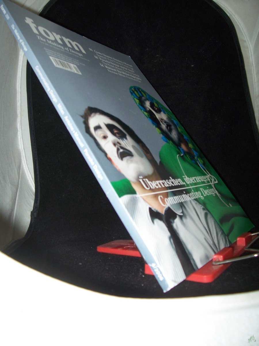 Product image 1 of the product “209 Juli 2006, Überraschen, überzeugen ”