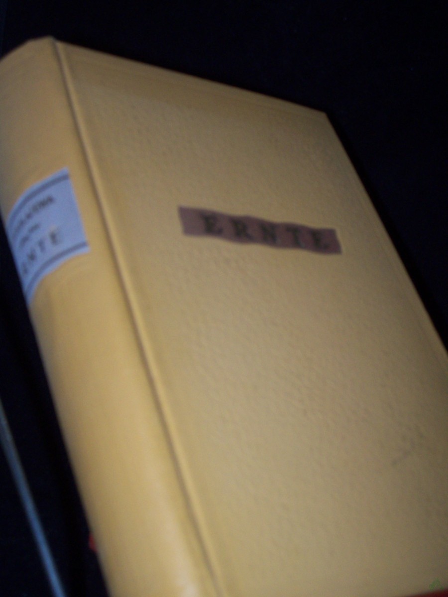 Product image 1 of the product “Ernte : Roman in 3 Teilen / Galina Nikolajewa. [Autoris. Übers. von Otto Braun] ”