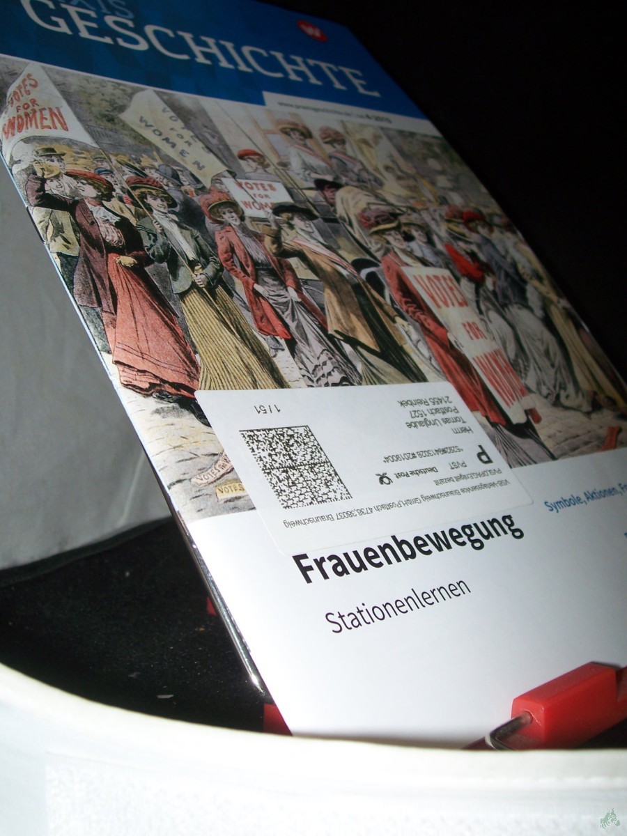 Product image 1 of the product “4/2019 Frauenbewegung ”