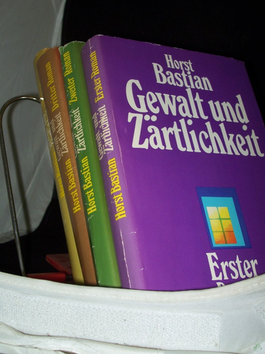 Artikelbild 1 des Artikels “Gewalt und Zärtlichkeit / Horst Bastian “