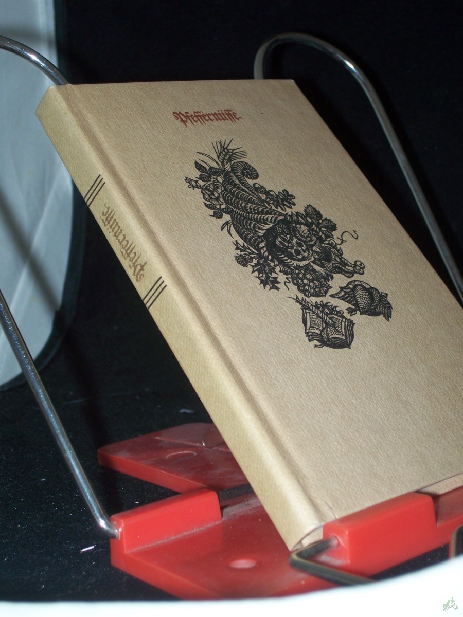 Artikelbild 1 des Artikels “Pfeffernüsse : aus d. Werken von Martin Luther / zsgetragen von Günter Schulze. Die Vignetten wurden in Holz gestochen von Hans-Joachim Behrendt “