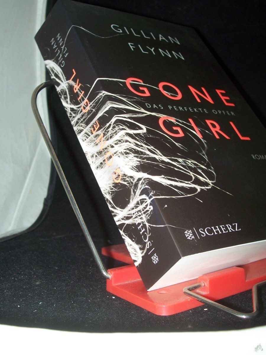 Product image 1 of the product “Gone girl : das perfekte Opfer ; Roman / Gillian Flynn. Aus dem Amerikan. von Christine Strüh ”