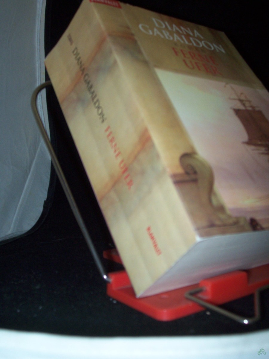 Product image 1 of the product “Ferne Ufer : Roman / Diana Gabaldon. Aus dem Amerikan. von Petra Hrabak... ”