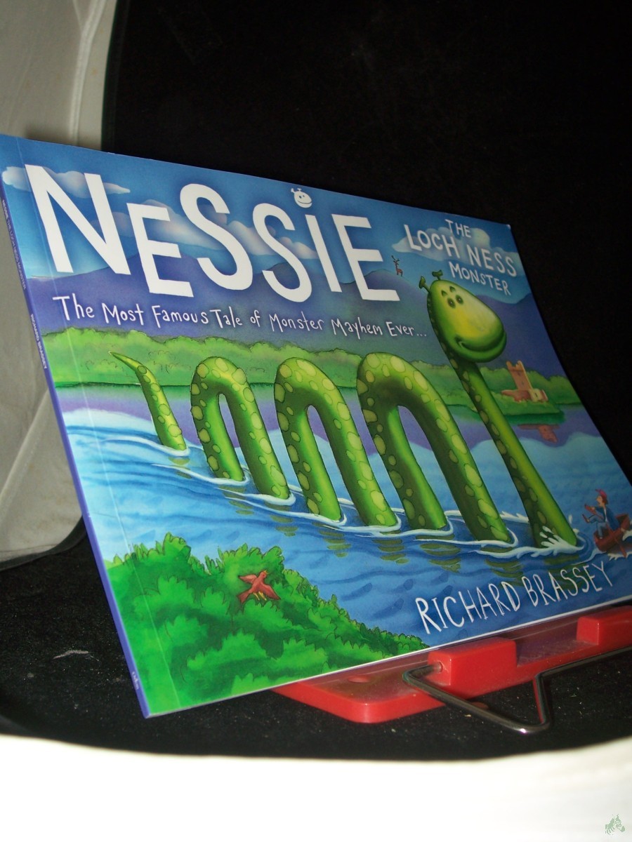 Product image 1 of the product “Nessie the Loch Ness Monster von Richard Brassey ”