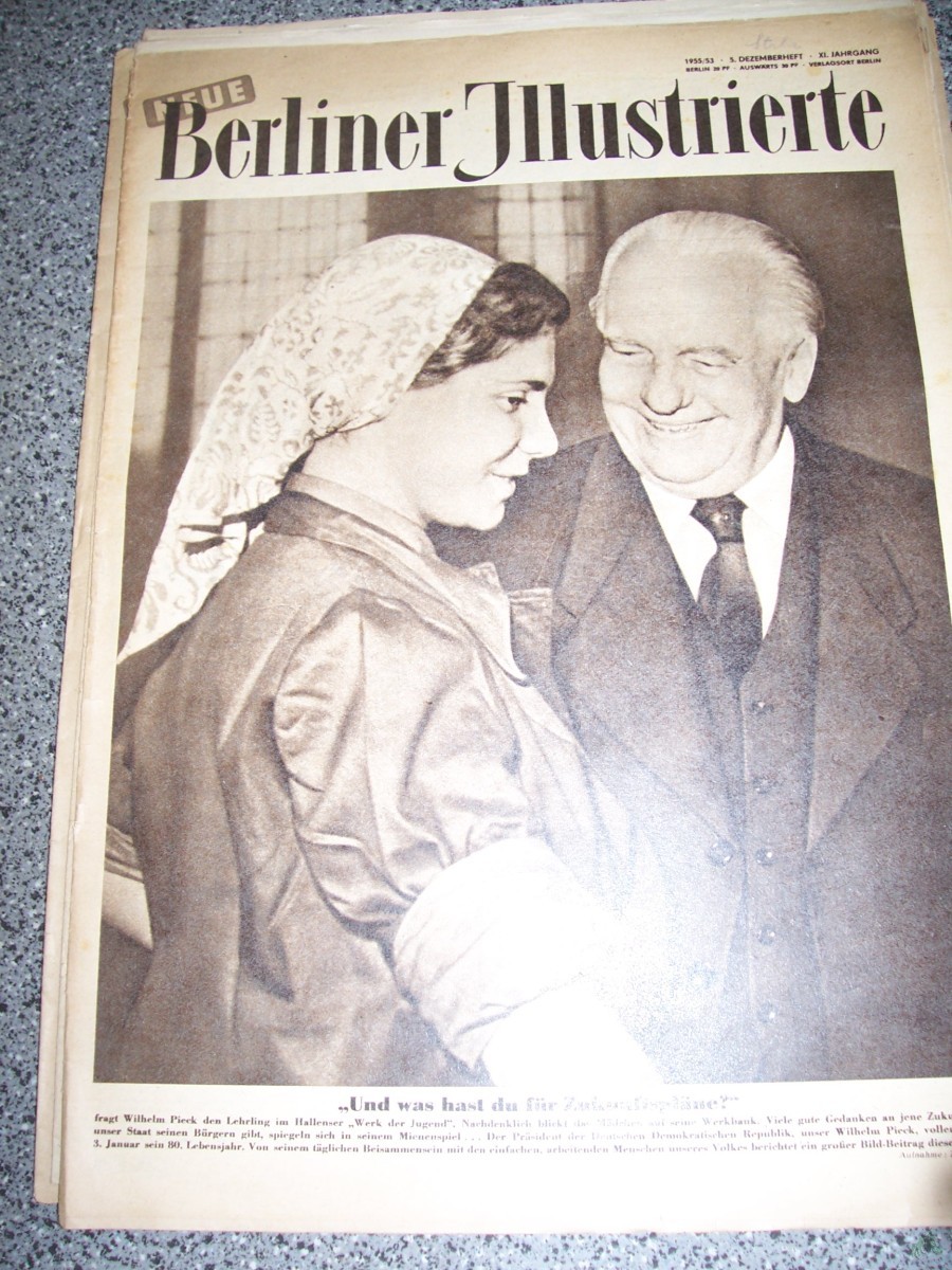 Artikelbild 1 des Artikels “53/1955 UND WAS HAST DU FÜR ZUKUNFTSPLÄNE WILHELM PIECK ZU BESUCH IM HALLENSER WERK DER JUGEND “
