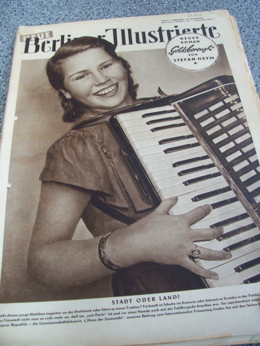 Product image 1 of the product “10/1953 AUF DEM COVER GERDA PREMPER AUS FIENSTEDT ”