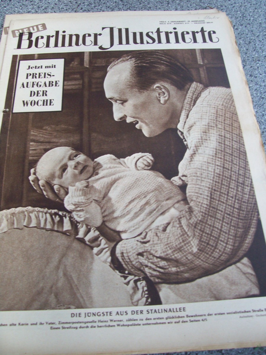 Artikelbild 1 des Artikels “4/1953 DIE JÜNGSTE AUS DER STALINALLEE AUF DEM COVER KARIN UND IHR VATER HEINZ WERNER “