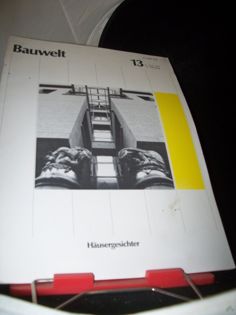 Product image 1 of the product “13/1983 Häusergesichter ”