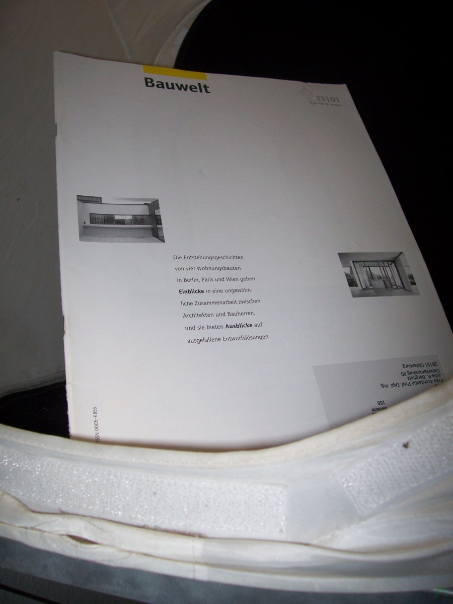 Product image 1 of the product “25/2001 Einblicke Ausblicke ”