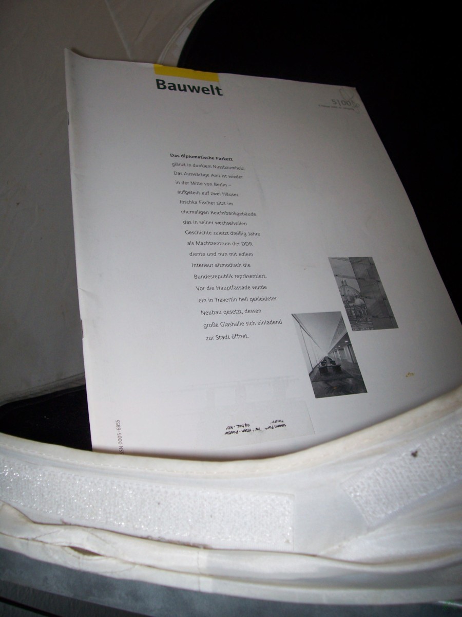 Product image 1 of the product “5/2000 das diplomatische Parkett ”