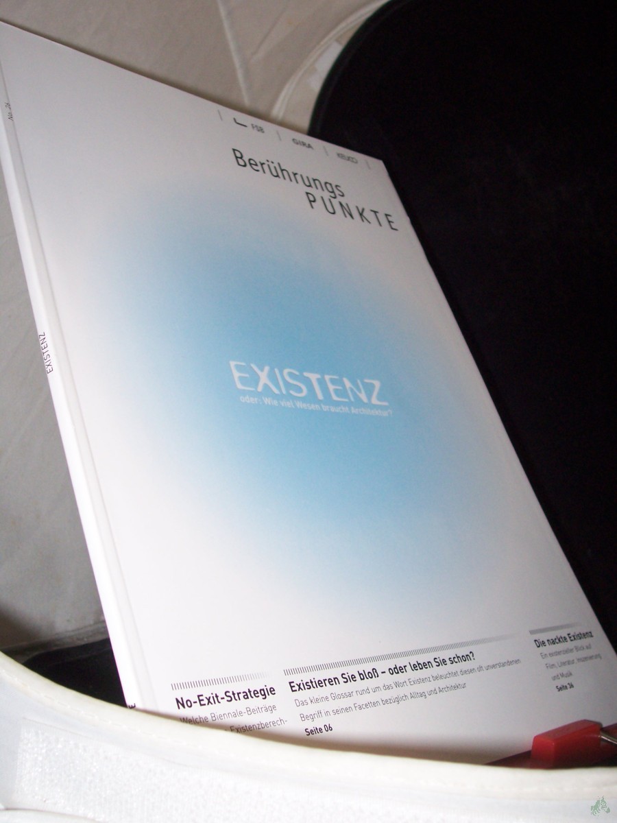 Product image 1 of the product “10/2014 Existenz ”