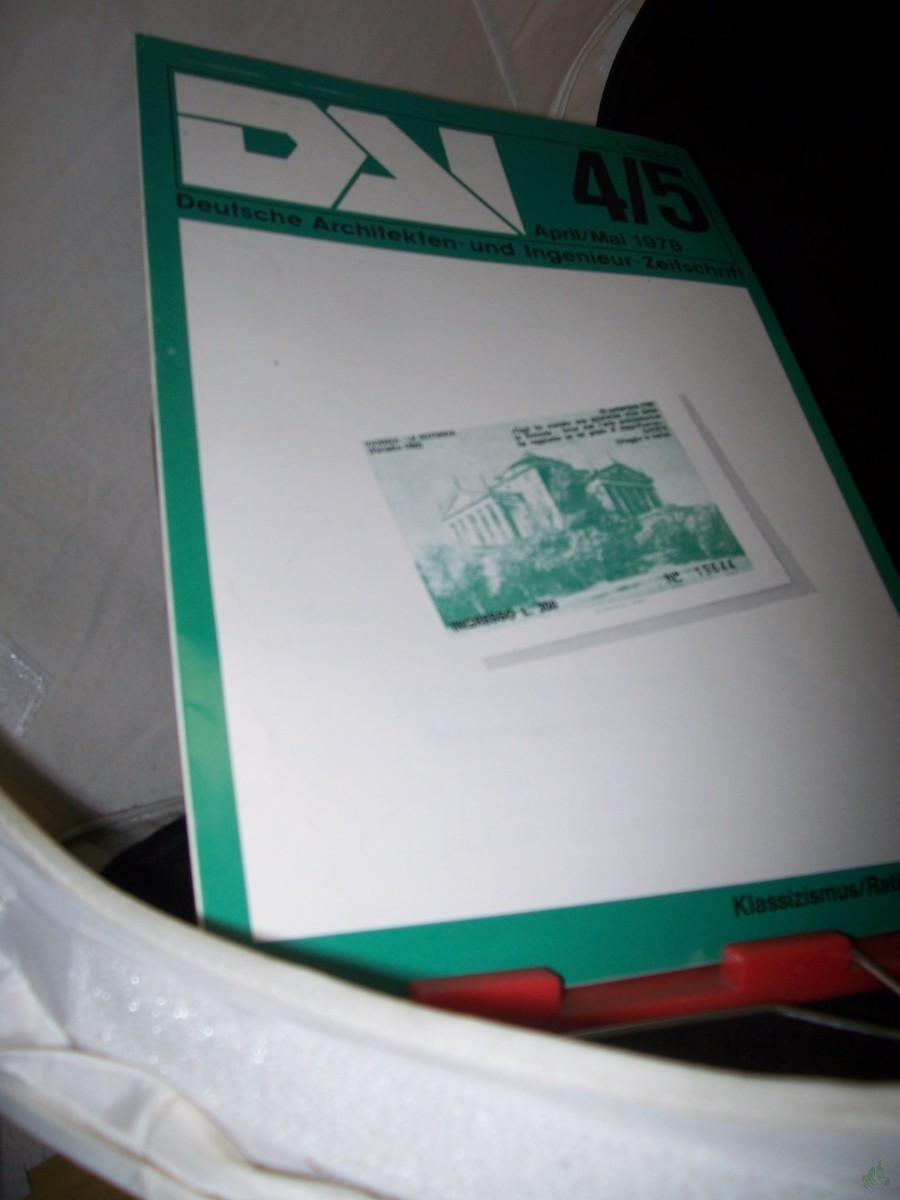 Product image 1 of the product “4/5 1978 Klassizismus Rationalismus ”