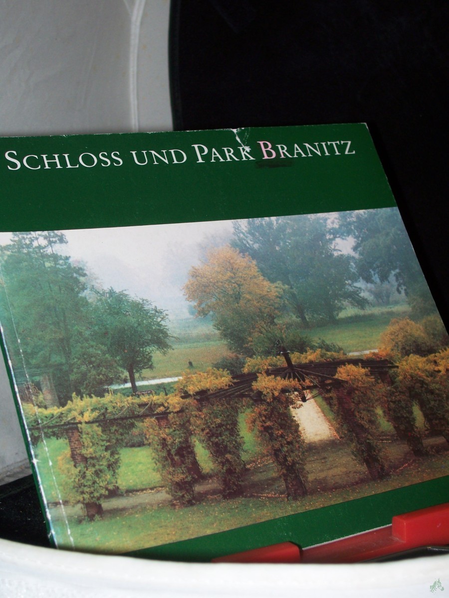 Artikelbild 1 des Artikels “Schloss und Park Branitz / [Hrsg. Bezirksmuseum Cottbus, Schloss Branitz. Red. Siegfried Neumann...] “