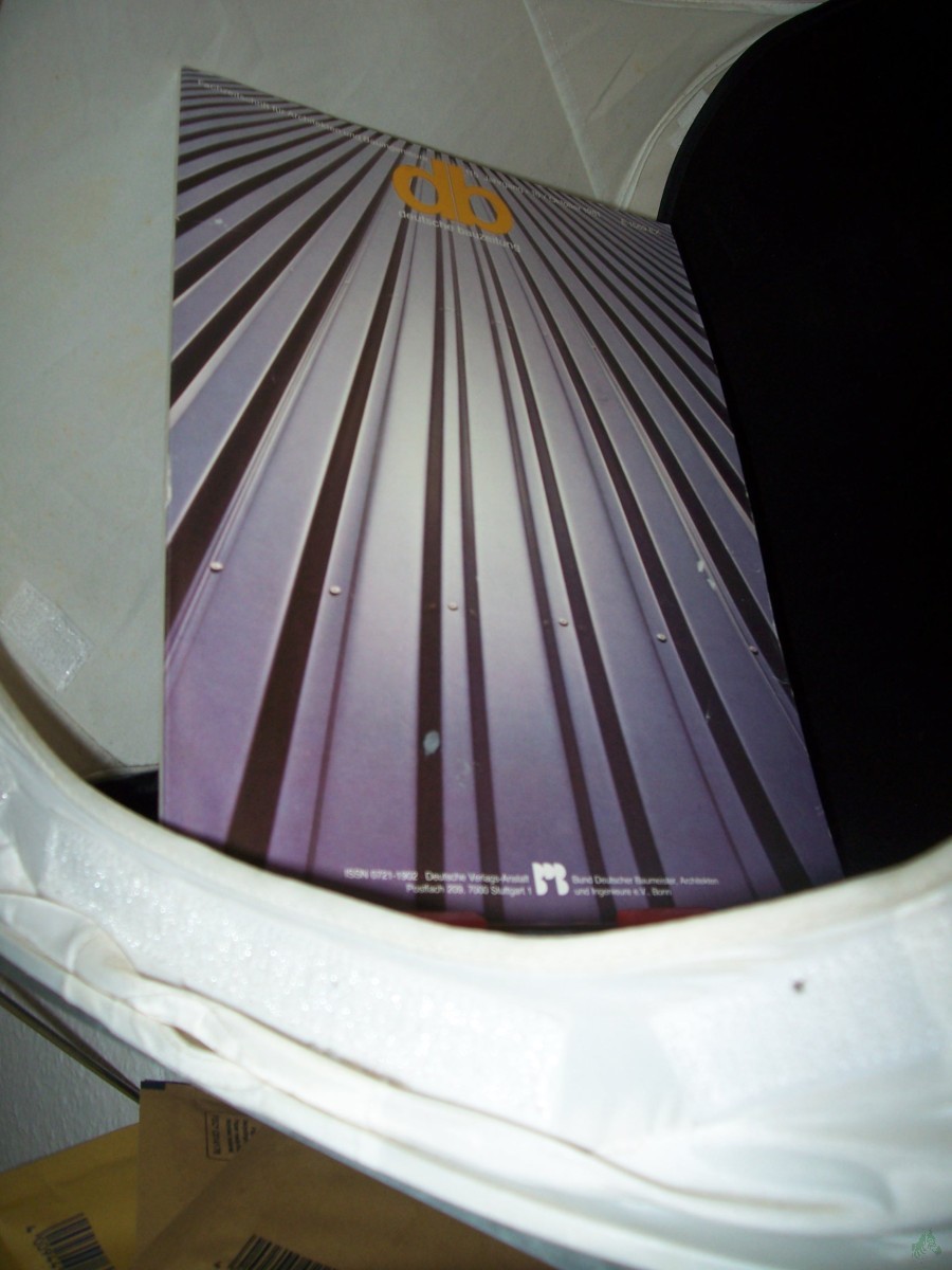 Product image 1 of the product “10/1981 ”