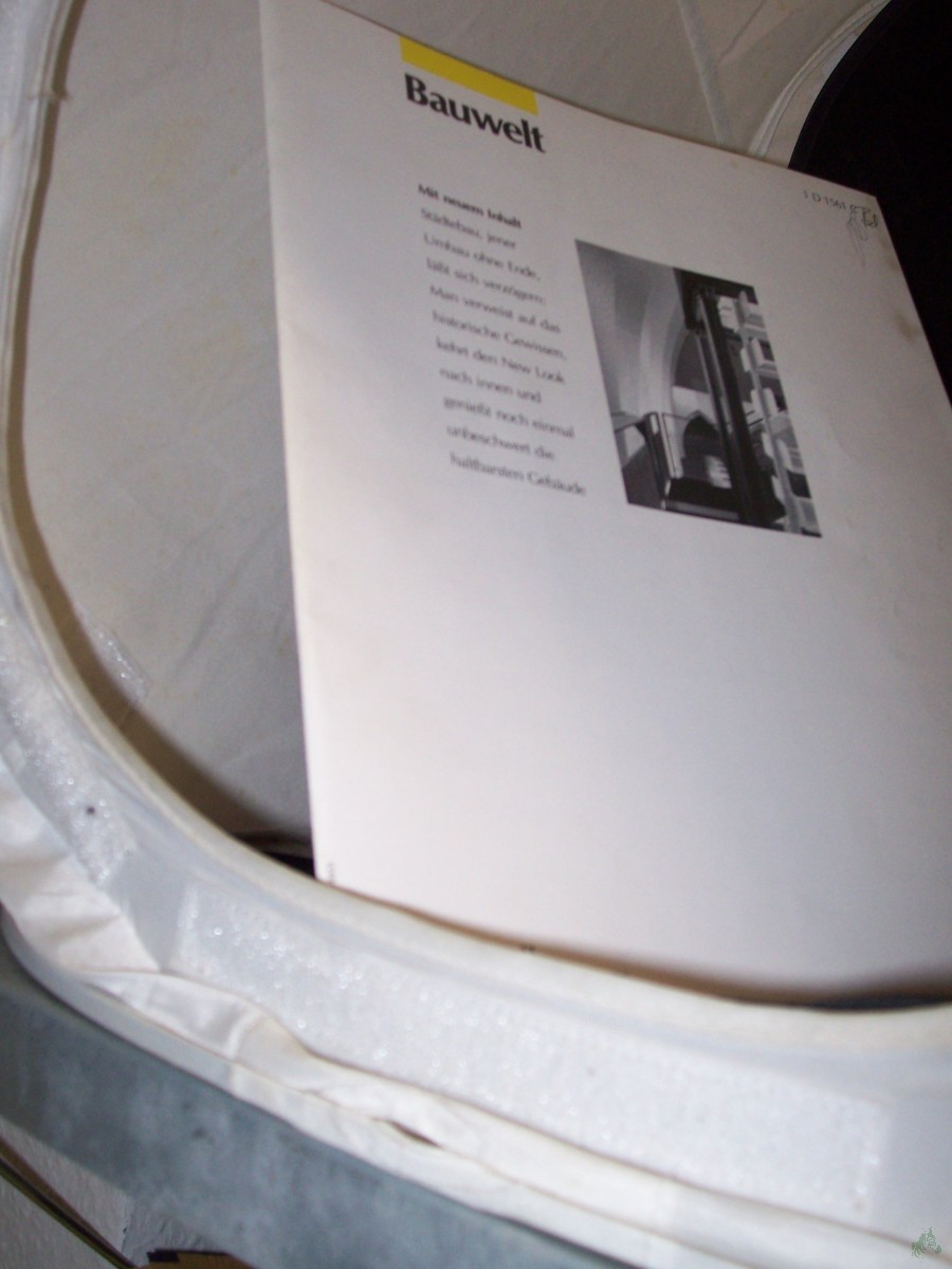Product image 1 of the product “11/1990 mit neuem Inhalt ”