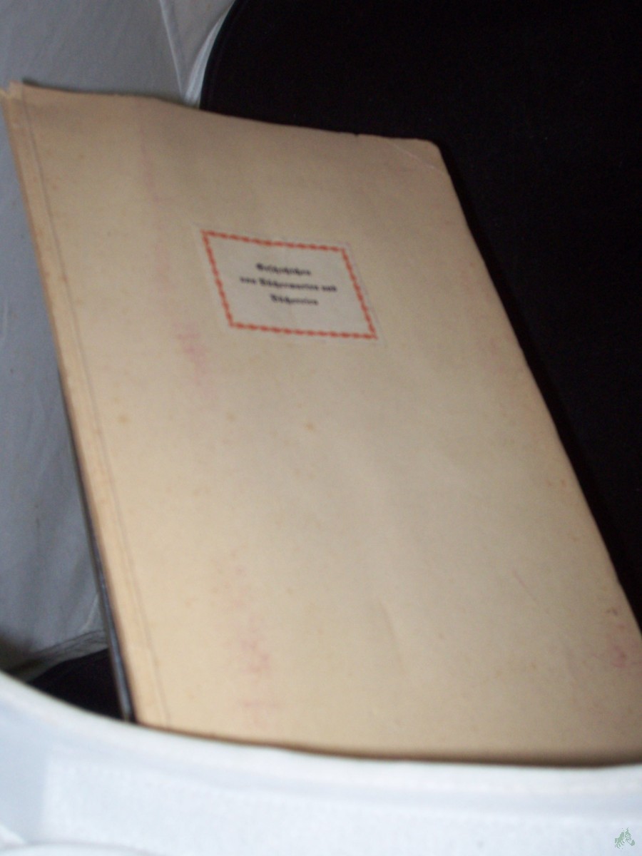 Artikelbild 1 des Artikels “Geschichten v. Bücherwarten u. Büchereien. Zur Ehrung d. um d. deutsche Bibliophilie so verdienten Deutschen Bücherei in Leipzig, u. um d. Buchliebhaber zu erfreuen, gesammelt v. E. Volkmann i. A. d. Gesellschaft d. Bibliophilen “